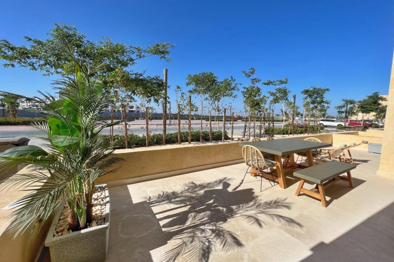 Sparky & Summery 2 Bdr Mangroovy Free & Pool Access *